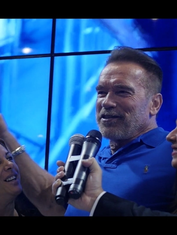 Arnold Schwarzenegger at Yamamoto Nutrition Booth at Arnold Classic Europe 2016