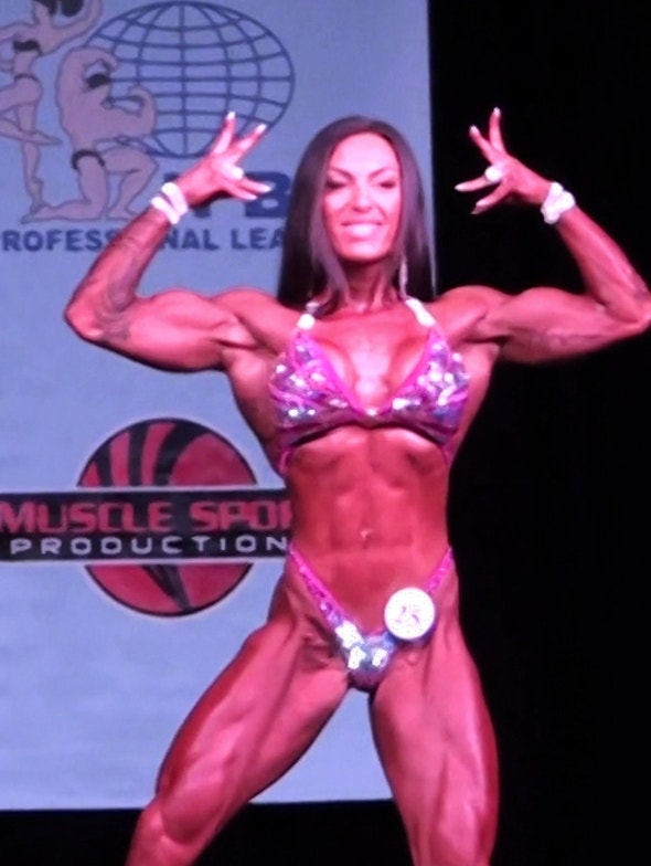 Doina gorun takes her first victory as a pro, at San Jose Pro Women's Physique