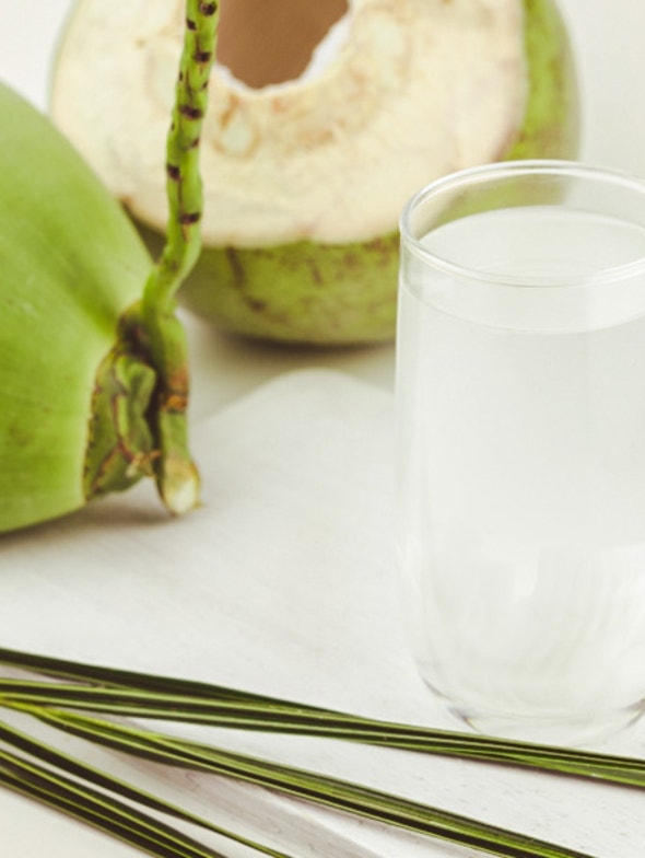 Coconut Water | The 100% natural isotonic summer drink